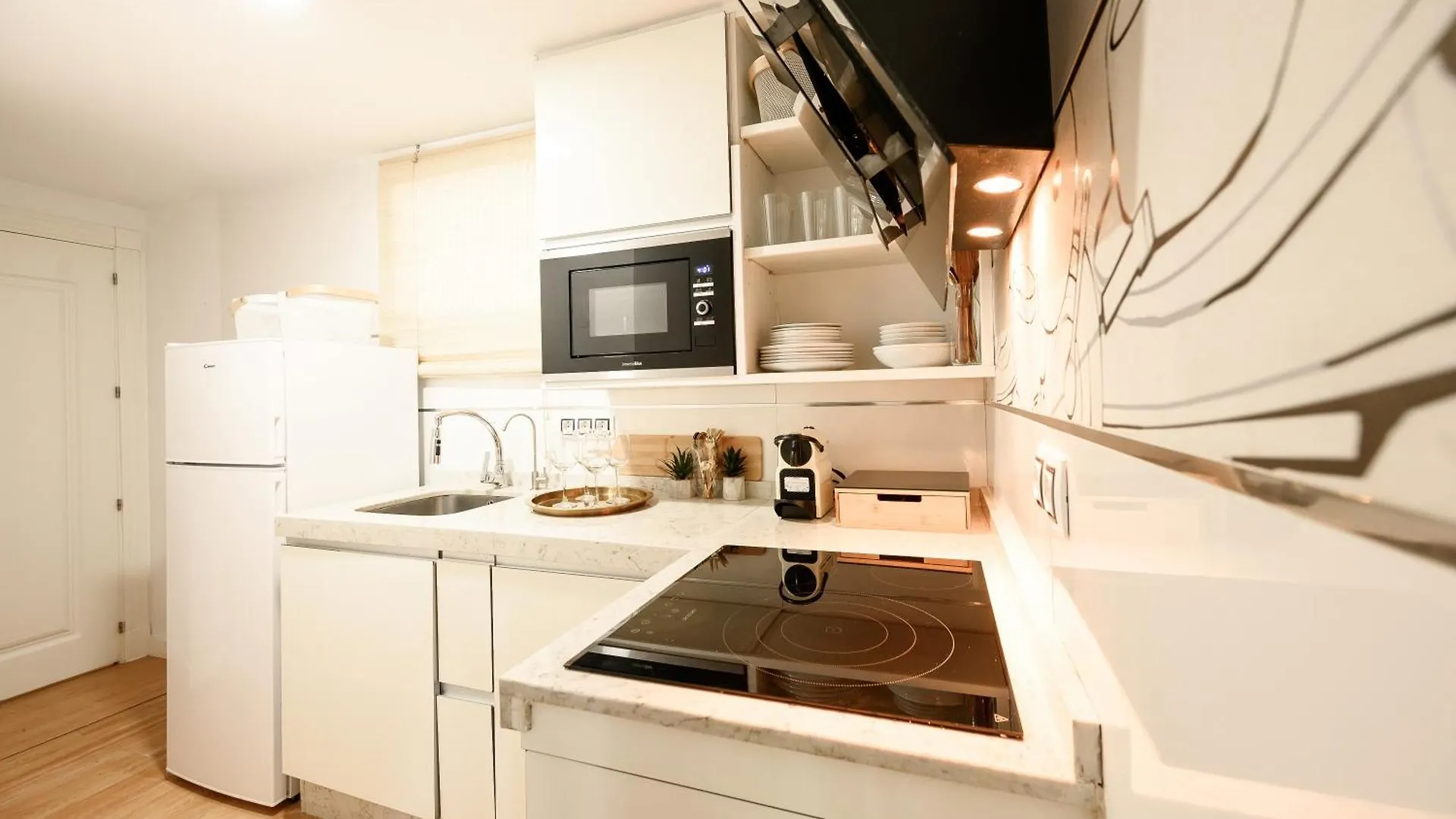 Appartement Estudio Con Parking Teatinos Malaga Living