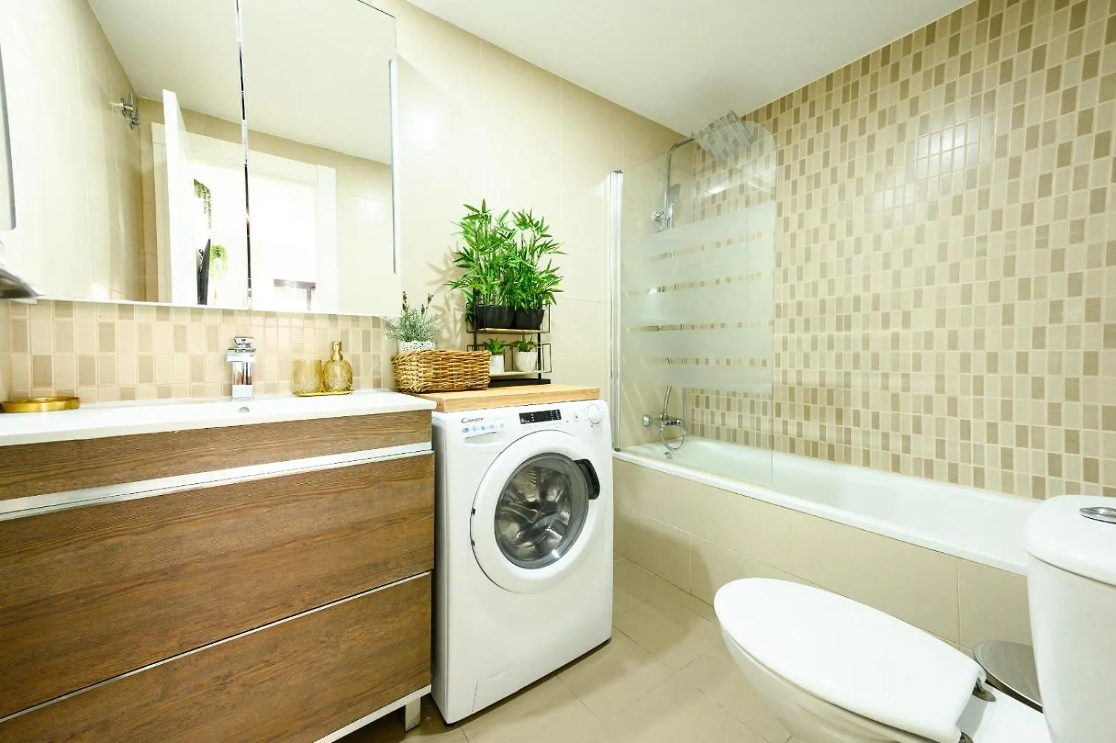 Estudio Con Parking Teatinos Malaga Living Apartamento